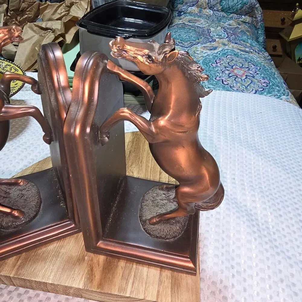 TWO POWER FINE HORSES STANDING BRONZE COLOR HEAVY-DUTY BOOKENDS